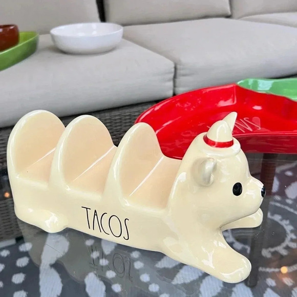 NEW Rae Dunn TACO Stand/Holder adorable ceramic Chihuahua with cute sombrero - Picture 6 of 12